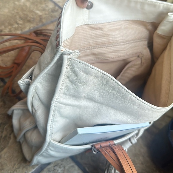 Francesca Biasia cream leather satchel handbag - Picture 7 of 8